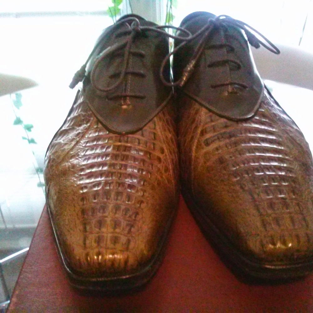 Size 14 Olive Green CROCS & LEATHER Mix!